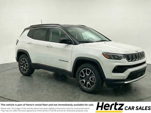 Used 2025 Jeep Compass Trailhawk AWD/4WD image 1