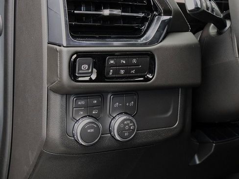 New 2026 GMC Yukon XL Elevation w/ LPO, Floor Liner Package image 25