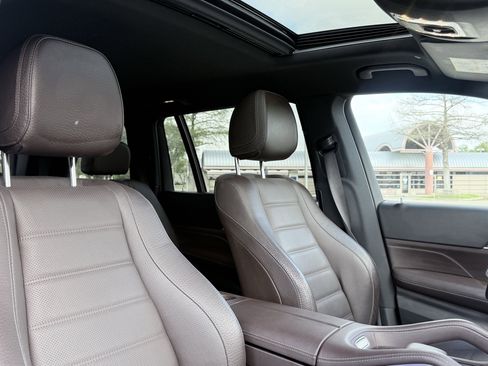 Used 2022 Mercedes-Benz GLS 450 4MATIC image 49