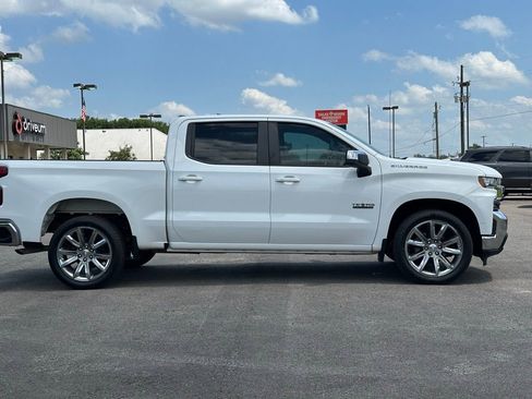 Used 2021 Chevrolet Silverado 1500 LT w/ Convenience Package II image 4