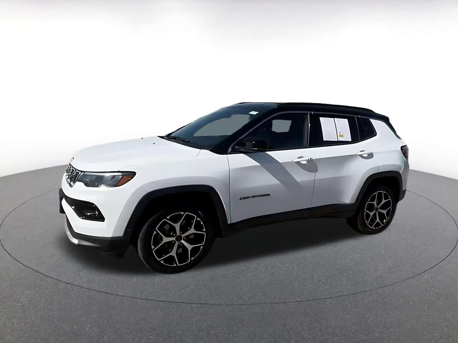 Used 2025 Jeep Compass Limited AWD/4WD image 7