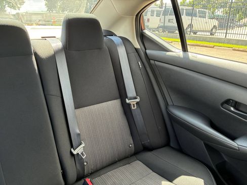 Used 2025 Nissan Sentra SV FWD image 30