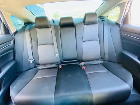 Used 2020 Honda Accord LX image 30