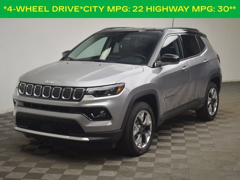 Used 2022 Jeep Compass Limited AWD/4WD image 3