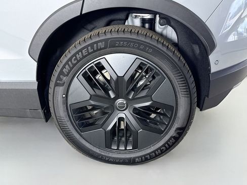 New 2026 Volvo EX30 Cross Country Ultra w/ Protection Package Premier AWD/4WD image 32