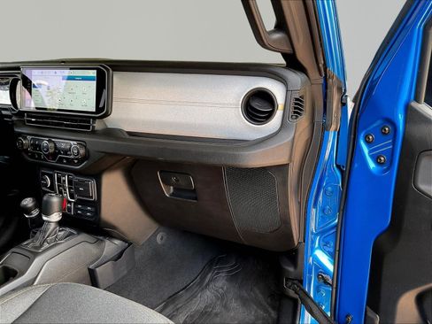 Used 2024 Jeep Wrangler Unlimited Sport AWD/4WD image 26