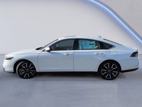 New 2026 Honda Accord Touring image 10