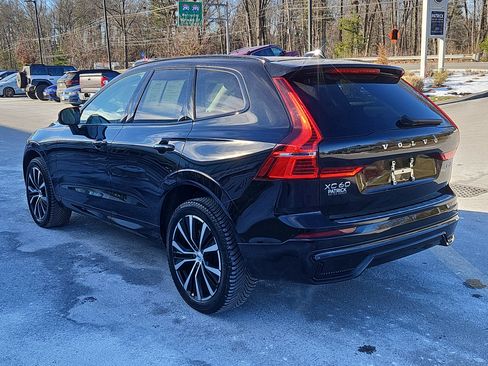 Used 2024 Volvo XC60 B5 Plus w/ Protection Package Premier image 28