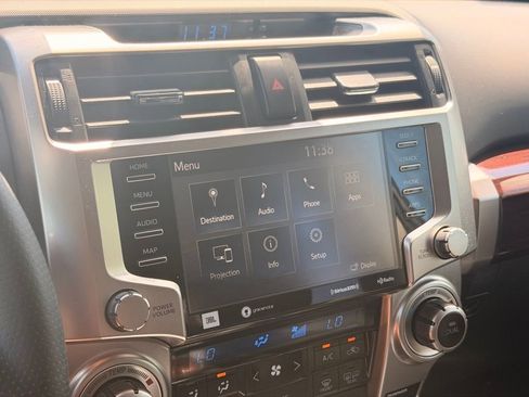 Used 2020 Toyota 4Runner Limited AWD/4WD image 32