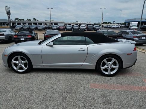 Used 2015 Chevrolet Camaro LT w/ RS Package RWD image 4