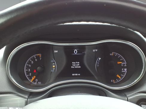 Used 2021 Jeep Grand Cherokee Laredo X AWD/4WD image 11