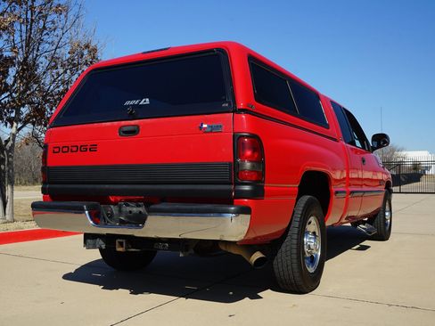 Used 1999 Dodge Ram 2500 Truck 2WD Quad Cab image 15