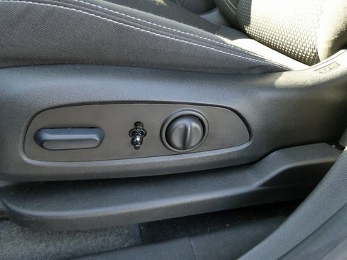 Certified 2024 GMC Terrain SLE w/ Driver Convenience Package image 24