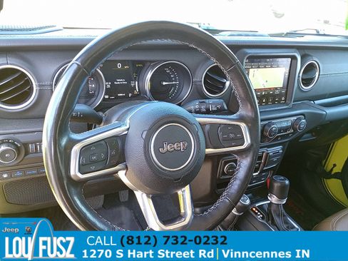 Used 2022 Jeep Wrangler Unlimited Sahara w/ Cold Weather Group image 9