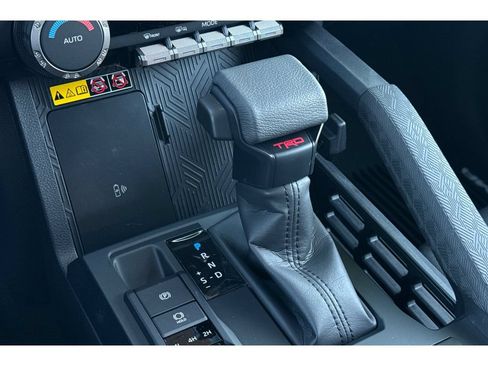 Used 2026 Toyota Tacoma TRD Off-Road w/ TRD Off Road Upgrade Package AWD/4WD image 22