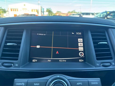 Used 2020 Nissan Armada Platinum w/ Platinum Reserve Package image 23