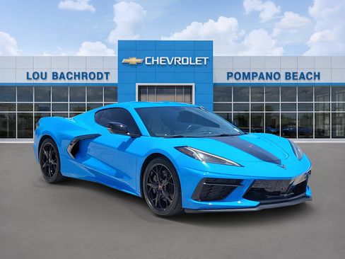 Used 2022 Chevrolet Corvette Stingray Preferred Cpe w/ Z51 Performance Package RWD image 1