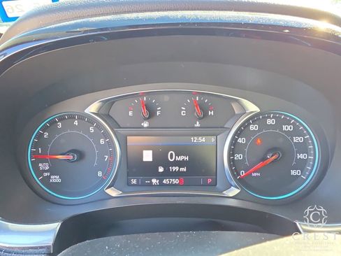 Used 2023 Chevrolet Traverse RS image 18