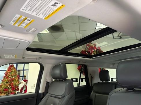 Used 2025 Ford Expedition Max Active image 25