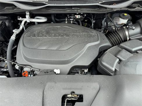 Certified 2026 Honda Odyssey Sport-L image 14