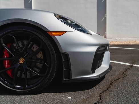 Used 2021 Porsche 718 Boxster Spyder RWD image 31