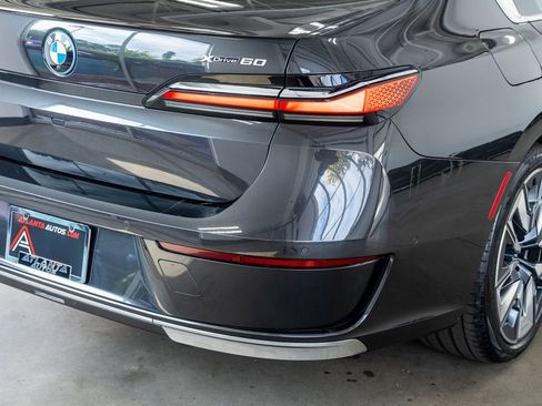 Used 2024 BMW i7 xDrive60 image 28