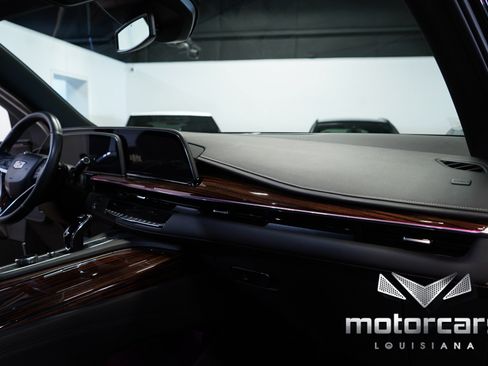 Used 2022 Cadillac Escalade Luxury RWD image 29