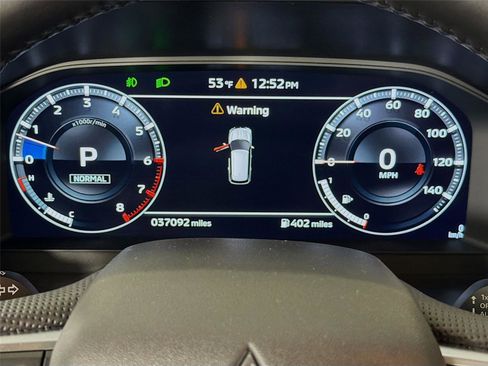 Used 2023 Mitsubishi Outlander SE FWD image 13