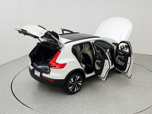 New 2026 Volvo XC60 B5 Ultra w/ Climate Package AWD/4WD image 39