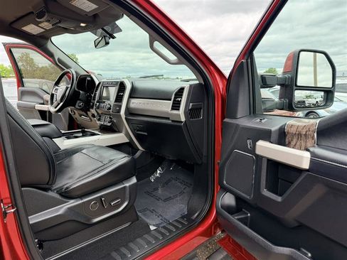 Used 2019 Ford F250 Lariat w/ Lariat Value Package AWD/4WD image 11
