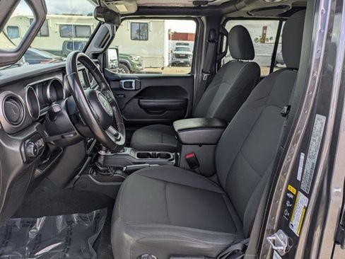 Used 2022 Jeep Wrangler Unlimited Sport AWD/4WD image 15