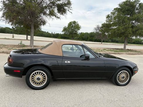 Used 1995 MAZDA MX-5 Miata RWD image 53