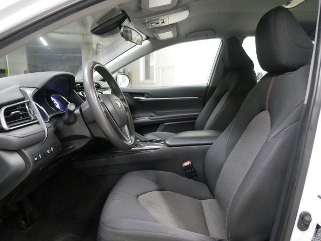 Used 2019 Toyota Camry LE FWD image 8