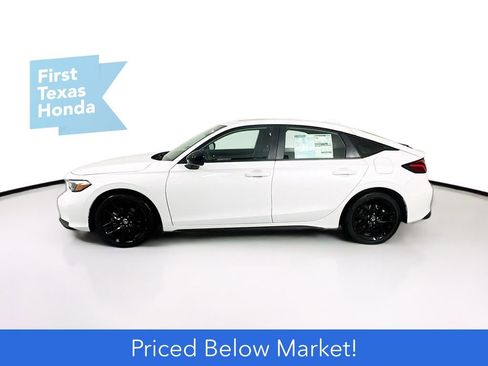 Used 2025 Honda Civic Sport image 4