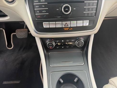 Used 2019 Mercedes-Benz CLA 250 image 28