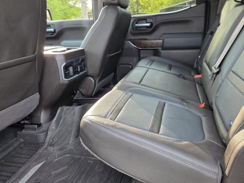 Used 2020 GMC Sierra 1500 Denali w/ Denali Ultimate Package AWD/4WD image 10