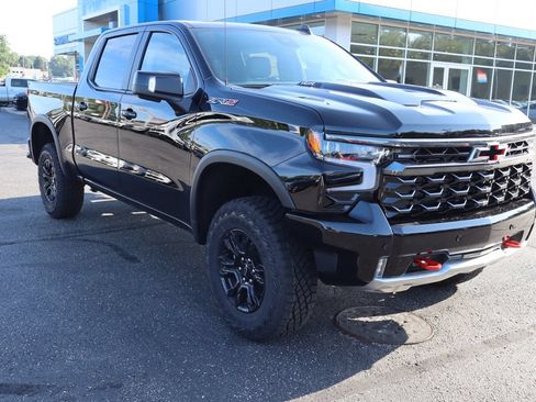 New 2026 Chevrolet Silverado 1500 ZR2 AWD/4WD image 2