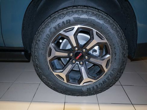 New 2026 GMC Yukon XL AT4 Ultimate AWD/4WD image 42