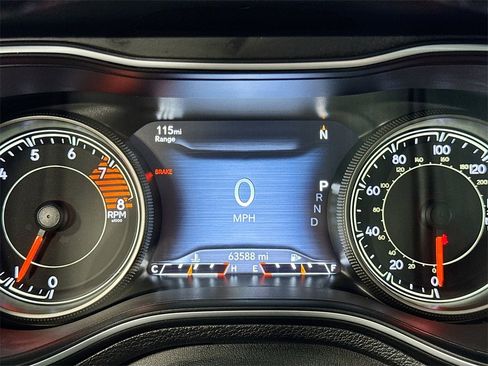 Used 2020 Jeep Cherokee Trailhawk w/ Comfort/Convenience Group image 19