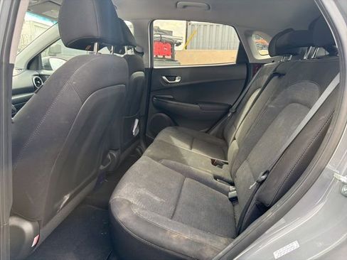Used 2023 Hyundai Kona SE w/ Cargo Package image 13