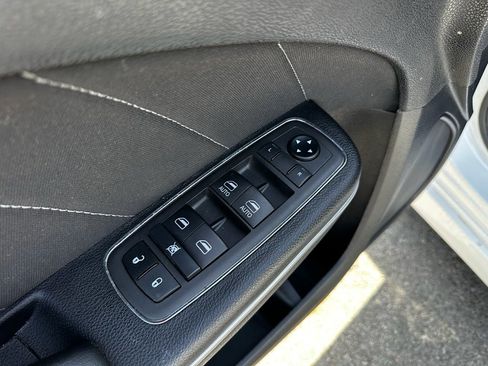 Used 2020 Dodge Charger Scat Pack RWD image 10