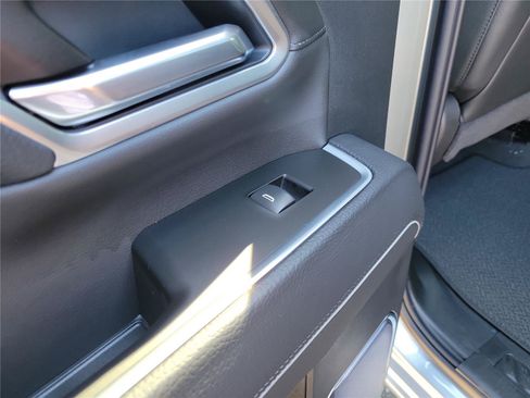 New 2026 GMC Sierra 2500 Denali AWD/4WD image 16