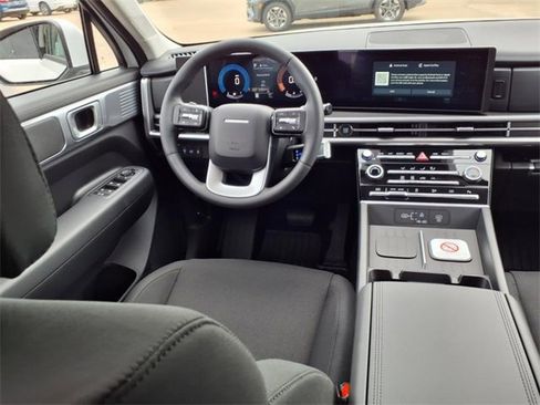 New 2026 Hyundai Santa Fe SE image 4