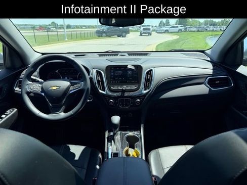Used 2024 Chevrolet Equinox Premier AWD/4WD image 7
