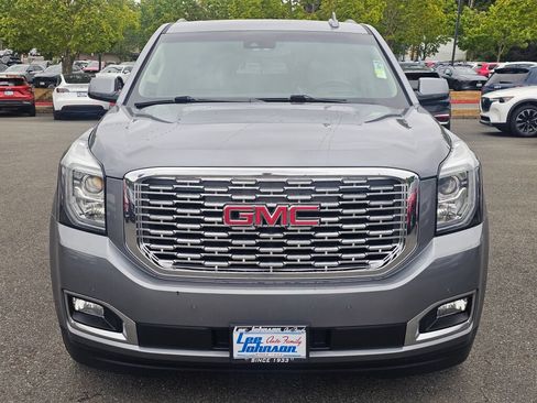 Used 2019 GMC Yukon Denali AWD/4WD image 2