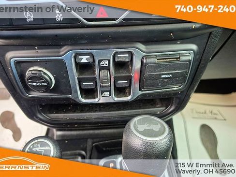 Used 2021 Jeep Wrangler Unlimited Sahara w/ Uconnect 4C Nav & Sound Group image 18