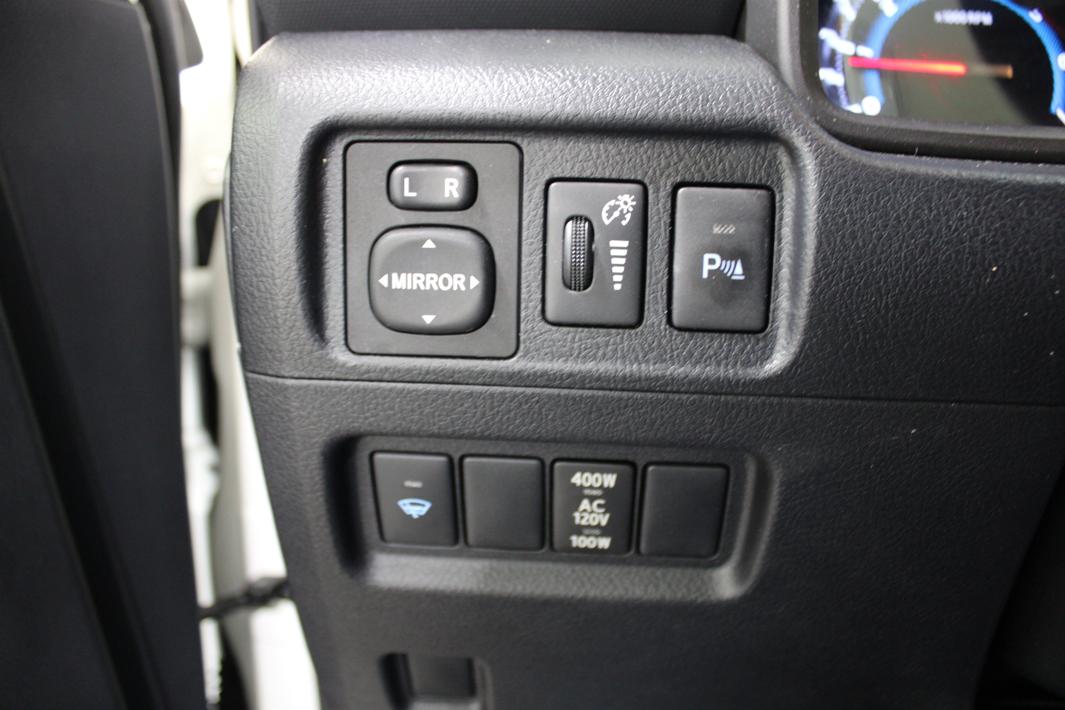 Used 2015 Toyota 4Runner Limited RWD image 8