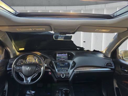 Used 2018 Acura MDX SH-AWD w/ Advance Package image 16