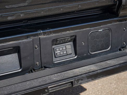 Used 2025 GMC Sierra 3500 Denali Ultimate image 13