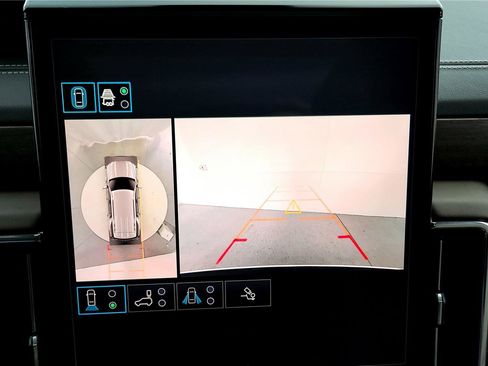 Used 2025 GMC Yukon Denali Ultimate image 31